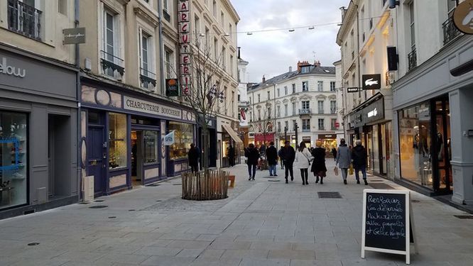 rue du centre ville du Mans