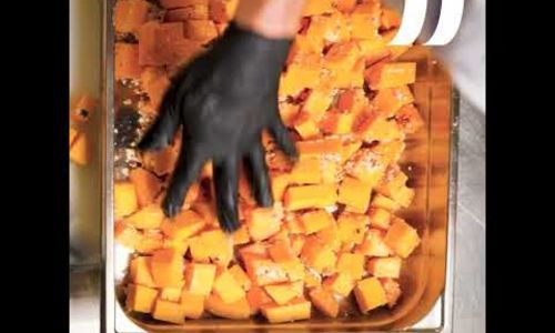 Ici on cuisine ! Un menu étoilé dans les lycées : gratin de butternut et marrons
